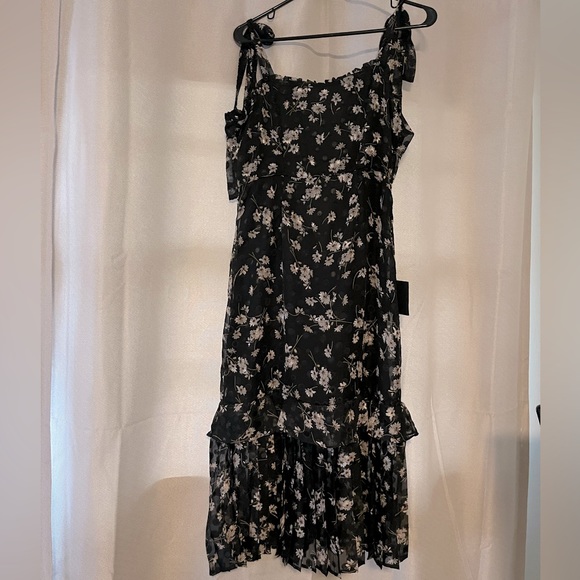 Lulus black midi length floral dress - Picture 1 of 1